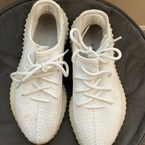 Yezzy worn couple of time don’t need used to of them